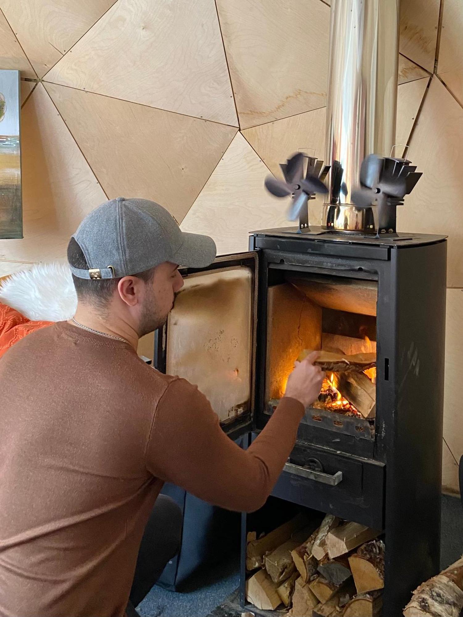 Aurora Igloo Fireplace-Heated Tents In A Secret Forest With Private Jacuzzi And Shared Sauna Bathroom And Dog Friendly โรวานิเอมิ ภายนอก รูปภาพ